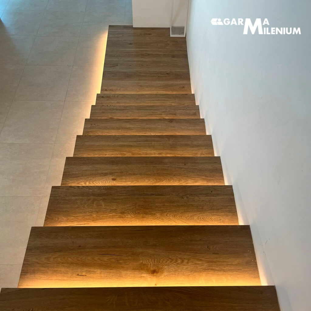 Escalera de madera medida
