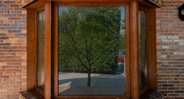 Ventana de PVC acabado en madera